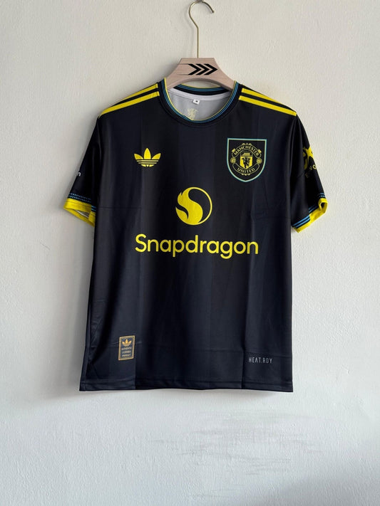 Manchester United 2025/26 Third Kit | Šeško – Vintage Unisex Regular Fit