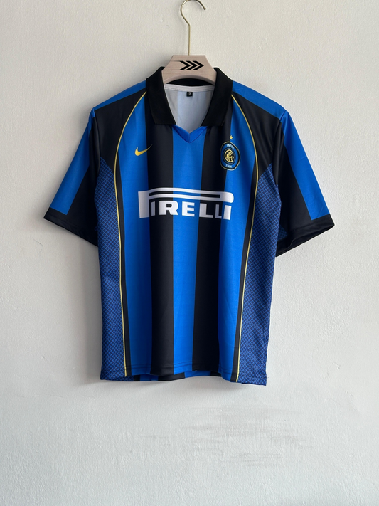 INTER MILAN Vintage 2001/02 Home Kit – Ronaldo-Regular Fit