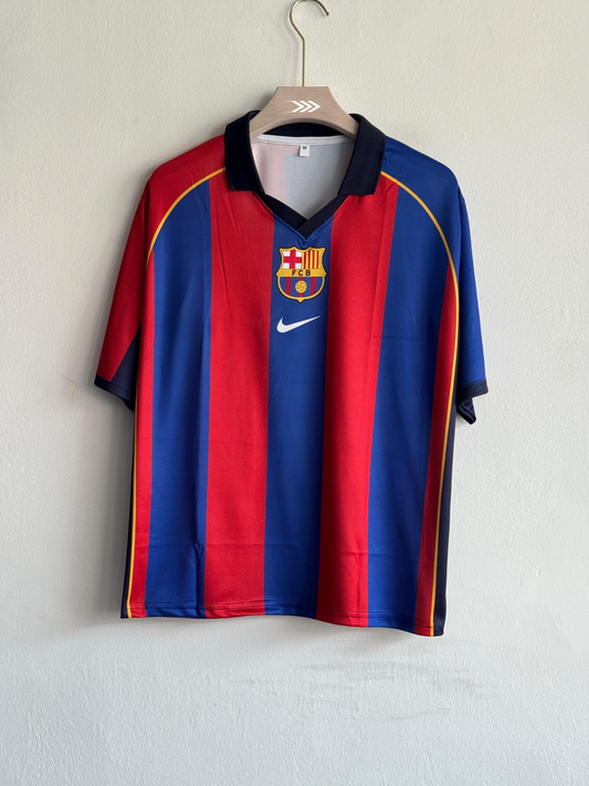 Vintage 01/02 Barcelona home shirt. Regular fit, Unisex
